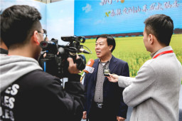 KOK在线|中国有限公司官网首次开放火锅底料生产基地让同行及媒体参观